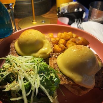 UT47 Kitchen & Bar - Vegan Tofu Bacon Eggs' Benedict - Breakfast & Brunch Near Me - New York, New York UT47 Kitchen & Bar - Vegan Tofu Bacon Eggs' Benedict - Breakfast & Brunch Near Me - New York, New York
