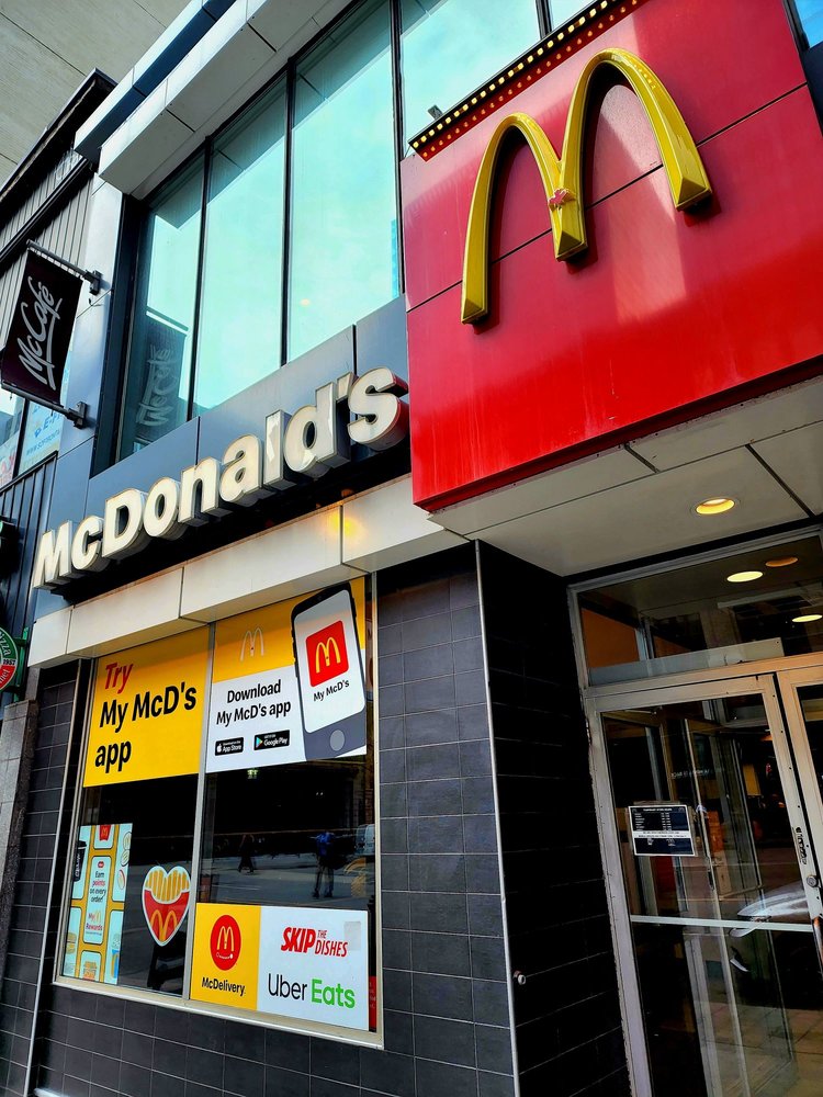 MCDONALD S Updated October 2025 21 Photos 30 Reviews 123 Yonge