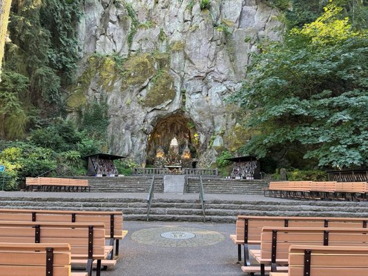 The Grotto by null