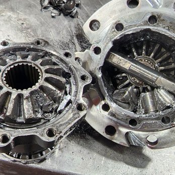 Suburban Driveline - they tried to say there was no oil in the diff even though I personally put it in. liars! - Commercial Truck Repair Near Me - Villa Park, Illinois Suburban Driveline - they tried to say there was no oil in the diff even though I personally put it in. liars! - Commercial Truck Repair Near Me - Villa Park, Illinois