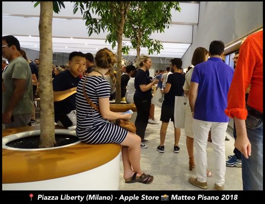 Apple Store Piazza Liberty by null