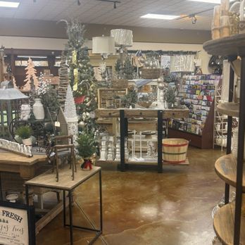 Reeves Boomland - Grocery Near Me - Charleston, Missouri Reeves Boomland - Grocery Near Me - Charleston, Missouri