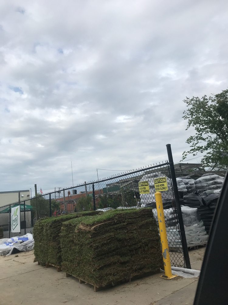 BELL’S SEED STORE Updated June 2024 14 Photos & 12 Reviews 230 E