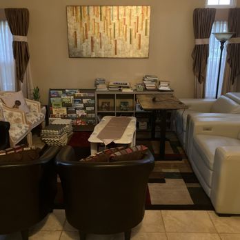 CC Relocation - Arranged my chunky furniture for me and handled all the heavy lifting. - Movers Near Me - Santa Ana, California CC Relocation - Arranged my chunky furniture for me and handled all the heavy lifting. - Movers Near Me - Santa Ana, California