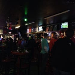 Finnegan's Pub - Lots of beers