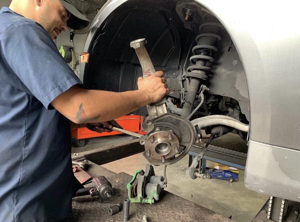 MIAMI CHASSIS & ALIGNMENT 37 Photos & 21 Reviews Body Shops 3051 NW 24th St, Miami, FL