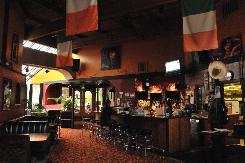 HORSEHEAD BAR 30 Photos & 95 Reviews 99 W Broadway, Eugene, Oregon