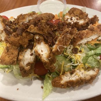Old Town 500 Club Bar And Grill - Crispy Chicken Salad - Bars Near Me - Clovis, California
