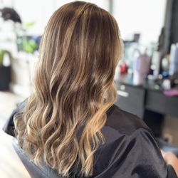 Travis’s Hair Salon