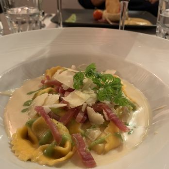 Le Forum - French Near Me - Orange, 84
