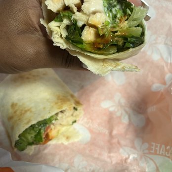Tropical Smoothie Cafe - Buffalo chicken wrap - Juice Bars & Smoothies Near Me - Palm Beach Gardens, Florida Tropical Smoothie Cafe - Buffalo chicken wrap - Juice Bars & Smoothies Near Me - Palm Beach Gardens, Florida