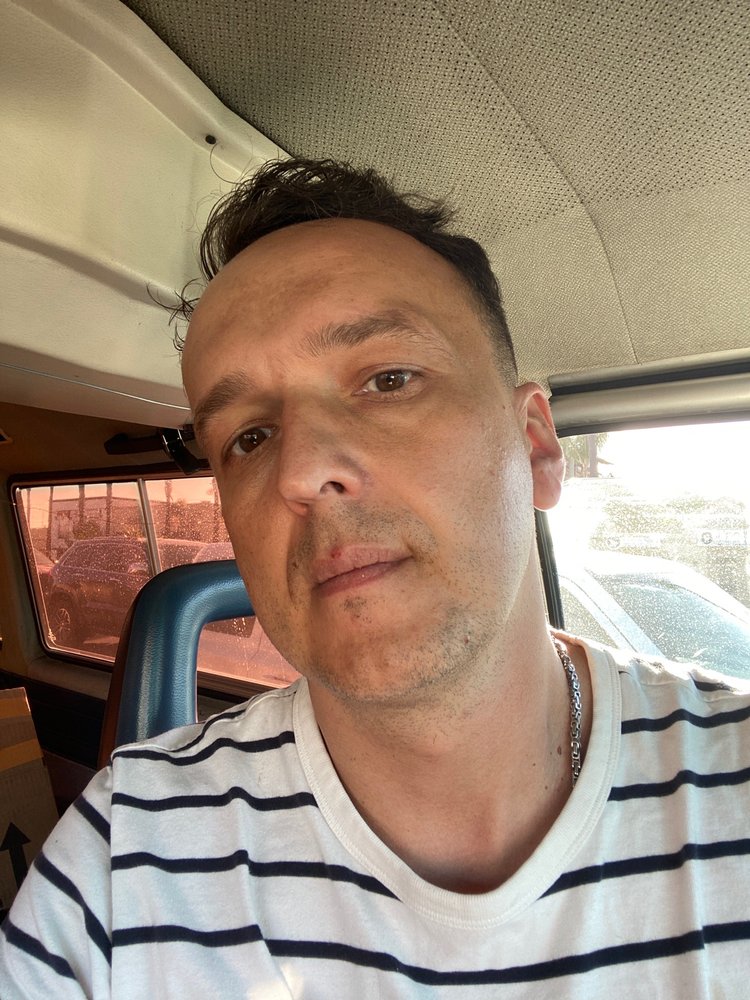 SUPERCUTS Updated July 2024 42 Photos & 154 Reviews 270 E 17Th St