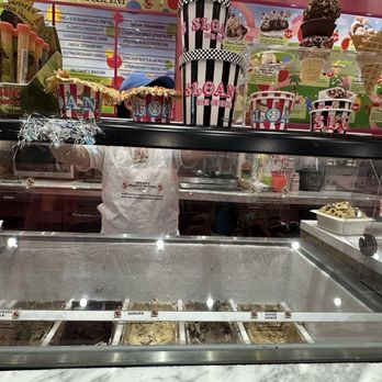 Sloan's - Rosemary Square - Luxury ice cream - great options - Ice Cream & Frozen Yogurt Near Me - West Palm Beach, Florida Sloan's - Rosemary Square - Luxury ice cream - great options - Ice Cream & Frozen Yogurt Near Me - West Palm Beach, Florida