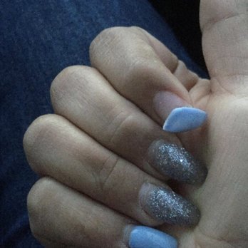 Diamond Nails and Spa - Not even 2 weeks in - Nail Salons Near Me - Napa, California