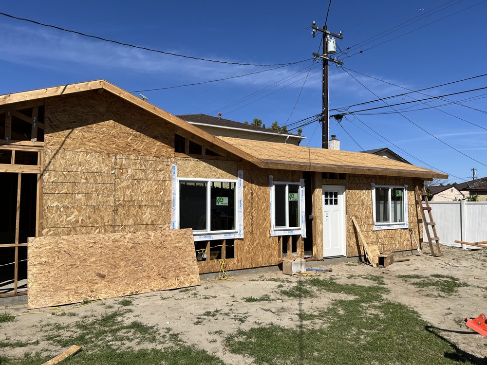 Slide of Blue Maple Construction