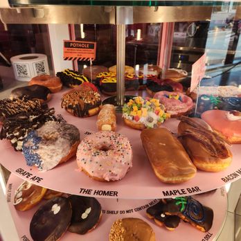 Voodoo Doughnut - Plenty of options - Bakeries Near Me - Los Angeles, California Voodoo Doughnut - Plenty of options - Bakeries Near Me - Los Angeles, California