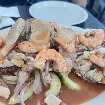 Mariscos El Ostion - Mexican Near Me - Pomona, California