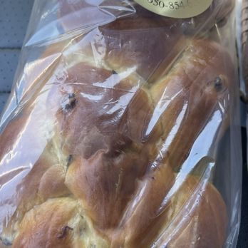 Woodside Bakery & Cafe - Raisin Challah - Bakeries Near Me - Menlo Park, California