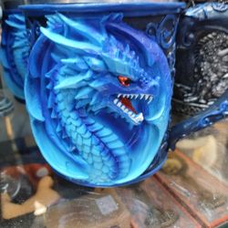 Far East Trading - 3-D Blue Dragon Mug.