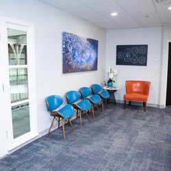 Regain Functional Medicine + Aesthetics - Leawood Lobby