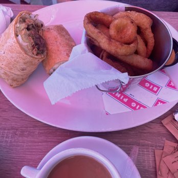 Big Pink - Spicy Vietnamese Beef Wrap - Pizza Near Me - Miami Beach, Florida Big Pink - Spicy Vietnamese Beef Wrap - Pizza Near Me - Miami Beach, Florida