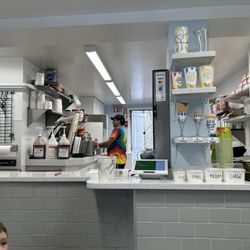 Mad Willie's - Inside