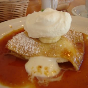 Cream Pot - Banana Crepes with the awesome salted caramel sauce - Breakfast & Brunch Near Me - Honolulu, Hawaii