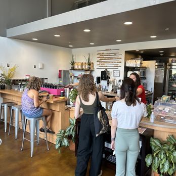 BREW - 179 Photos & 157 Reviews - 122 E Chatham St, Cary, North