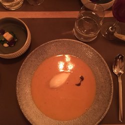 Marktküche - Pumpkin soup with pear and celeriac in the left corner