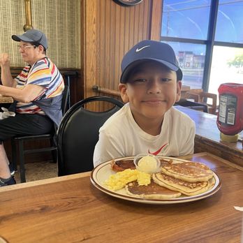 Al's Cafe - Thing wanted pancakes... - Mexican Near Me - Fresno, California Al's Cafe - Thing wanted pancakes... - Mexican Near Me - Fresno, California