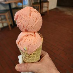 Milkhouse Cafe - Single in waffle cone! Huge I bubble gum!