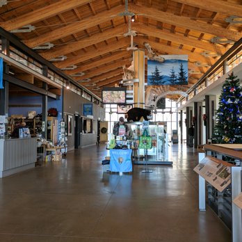 Blue Ridge Parkway - Inside the Blue Ridge Parkway Visitor Center in Asheville. - Parks Near Me - Asheville, North Carolina Blue Ridge Parkway - Inside the Blue Ridge Parkway Visitor Center in Asheville. - Parks Near Me - Asheville, North Carolina