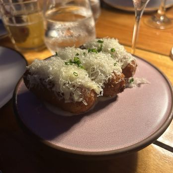 Level 6 - Croquetas - Lounges Near Me - Miami, Florida