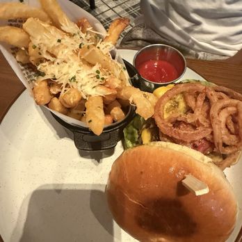 Yardbird - The Great American Wagyu Burger - New American Near Me - Chicago, Illinois