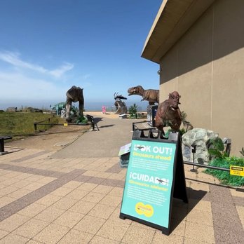 Lawrence Hall of Science - Outdoor dinosaur exhibit - Children's Museums Near Me - Berkeley, California Lawrence Hall of Science - Outdoor dinosaur exhibit - Children's Museums Near Me - Berkeley, California