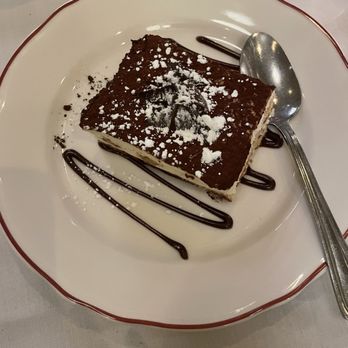 Maggiano's Little Italy - Italian Near Me - Boston, Massachusetts