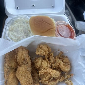 The Fish Market - Fish and shrimp lunch special - Fish & Chips Near Me - Los Angeles, California
