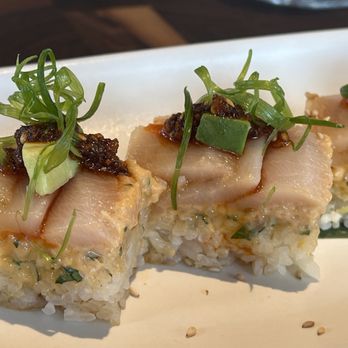 The Henry - Yellowtail - New American Near Me - Houston, Texas