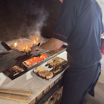 La Grillade - Foie gras being grilled - French Near Me - Epernay, 51