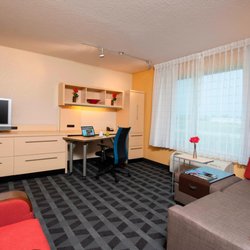 TownePlace Suites by Marriott Des Moines Urbandale - One-Bedroom Suite- Living Area