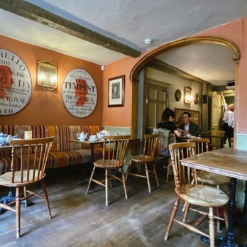 Sally Lunn's Historic Eating House - Inside the restaurant - Museums Near Me - Bath, BAS Sally Lunn's Historic Eating House - Inside the restaurant - Museums Near Me - Bath, BAS