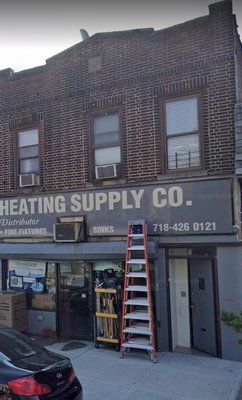 Burton Plumbing & Heating Supl Company Logo