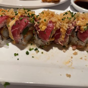 BrickTop's - Yum yum roll - New American Near Me - Nashville, Tennessee BrickTop's - Yum yum roll - New American Near Me - Nashville, Tennessee