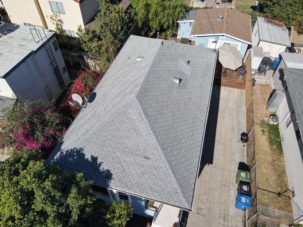 Slide of Rafael and Iris Roofing