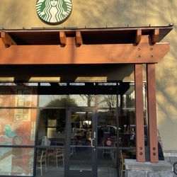 Starbucks - Outside