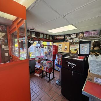 Mustard's Last Stand - Fast Food Near Me - Evanston, Illinois Mustard's Last Stand - Fast Food Near Me - Evanston, Illinois