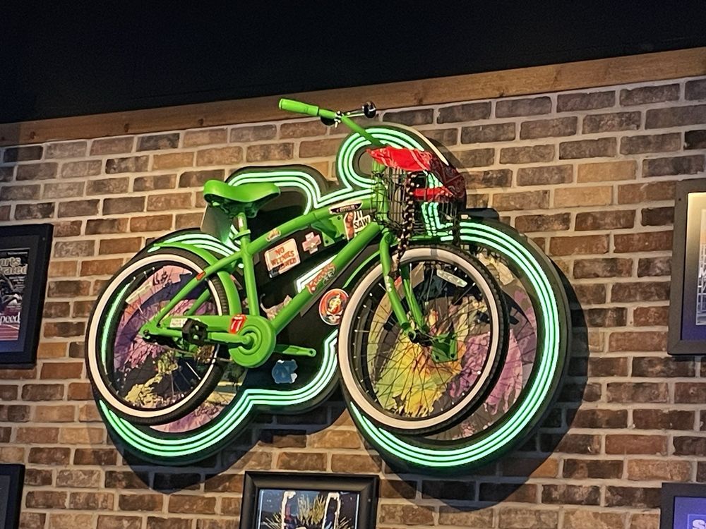 BUBBA’S 33 - Updated June 2025 - 139 Photos & 101 Reviews - 2704 W