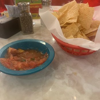 Chuy's - Chips and salsa - Tex-Mex Near Me - Tulsa, Oklahoma