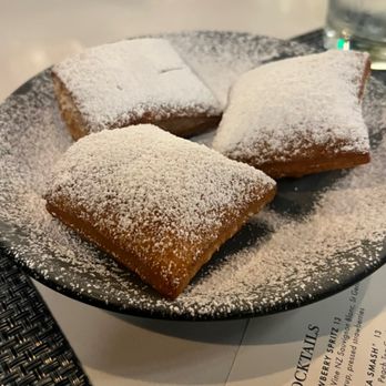 Copper Vine Inn - Beignets - Wine Bars Near Me - New Orleans, Louisiana Copper Vine Inn - Beignets - Wine Bars Near Me - New Orleans, Louisiana