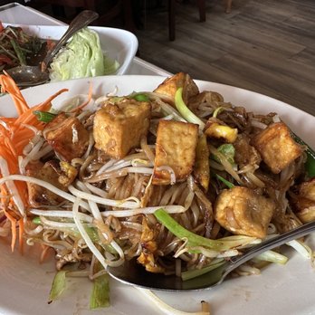 Siam Thai Cuisine - 81. Pad Thai with Tofu - Thai Near Me - San Jose, California Siam Thai Cuisine - 81. Pad Thai with Tofu - Thai Near Me - San Jose, California